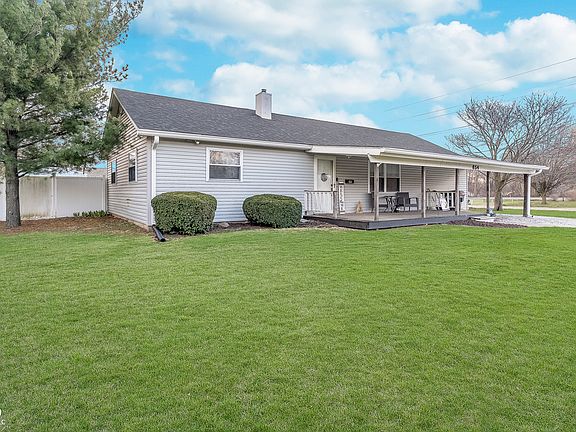 2nd image of 654 Park Dr