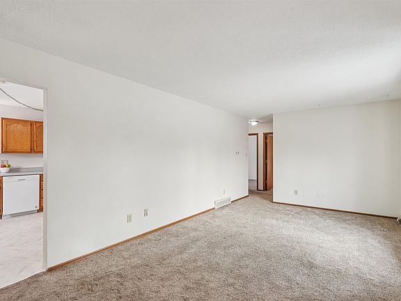 3rd image of 326 NE 6th St