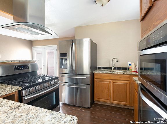 4th image of 6006 Paddock Dr
