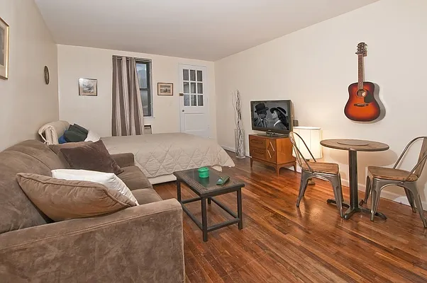 Rented by NOVO | media 53