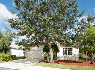 2155 NW 162nd Ter, Pembroke Pines, FL 33028