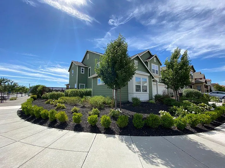 4020 Comstock Pl — Photo 6