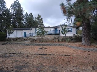 10915 S Silver Lake Rd, Medical Lake, WA 99022