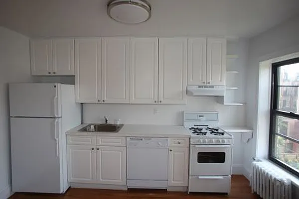 Rented by Park West Realty Company | media 27