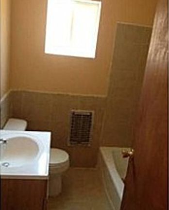 4th image of 11620 Crenshaw Blvd APT 3