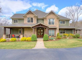 1071 Treetop Ridge Rd, Blacksburg, VA 24060