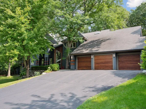 2411 Lorien St, Minnetonka, MN 55305