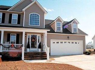 821 Glen Abbey Dr, Greenville, NC 27858