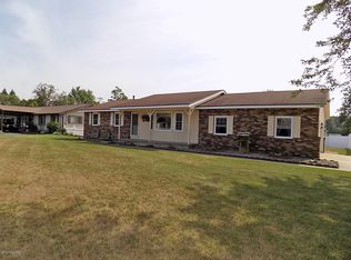 7686 Park Lane Ave, Jenison, MI 49428