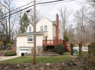 38 Hillside Ter, Wayne, NJ 07470