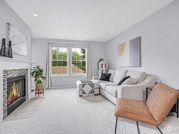 3rd image of 2680 118th Avenue SE #203