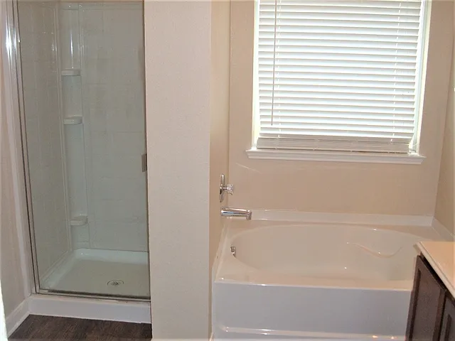 12232 Lamington Dr — Photo 10