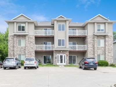 280 Sadler Ln APT 102, North Liberty, IA, 52317