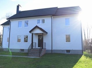 521 S Beverwyck Rd, Parsippany, NJ 07054