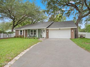 1712 BRISTLECONE PINE Place, Jacksonville, FL 32225