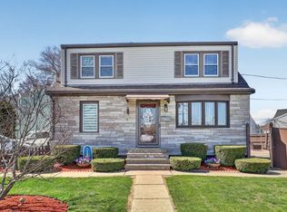 238 Squire Rd, Revere, MA 02151