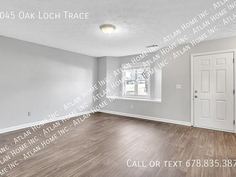 2045 Oak Loch Trce — Photo 15