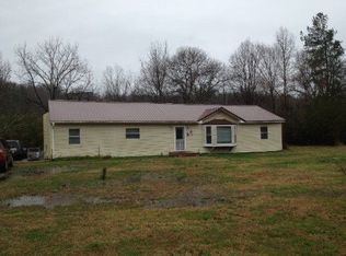 141 Lee Village Dr, Harriman, TN 37748