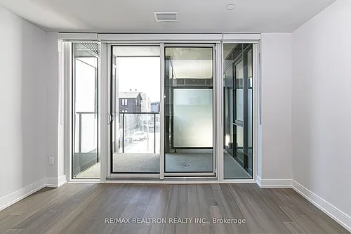 664 Spadina Ave Photo 1