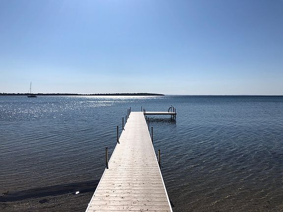 2nd image of 11095 N Shore Dr
