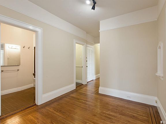 5th image of 8 Jordan Ave APT 11