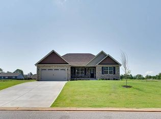125 Fox Farm Way, Greer, SC 29651
