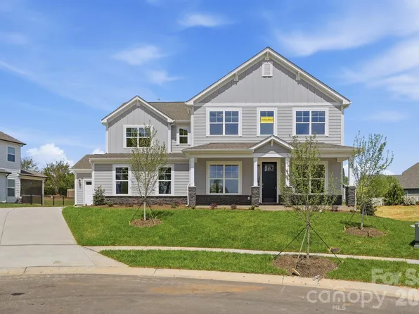 1312 Knob Creek Dr, Gastonia, NC 28054