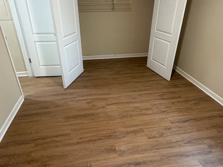 183 Vaughn Rd — Photo 8