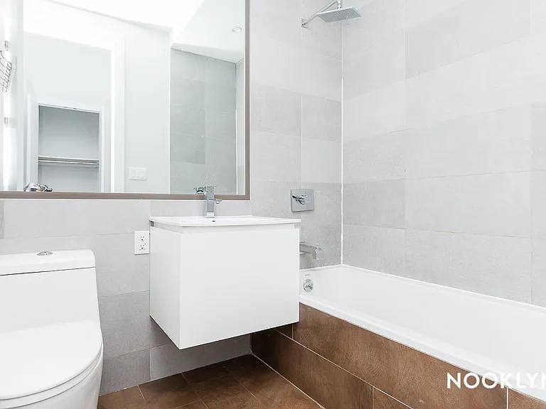 720 Knickerbocker Ave #7 — Photo 10