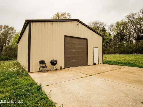 2776 Sees Chapel Rd, Sarah, MS 38665