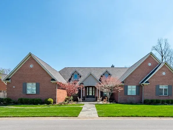 4179 Golf Bag Ln, Terre Haute, IN 47802