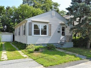22 Fuller St, Warwick, RI 02889