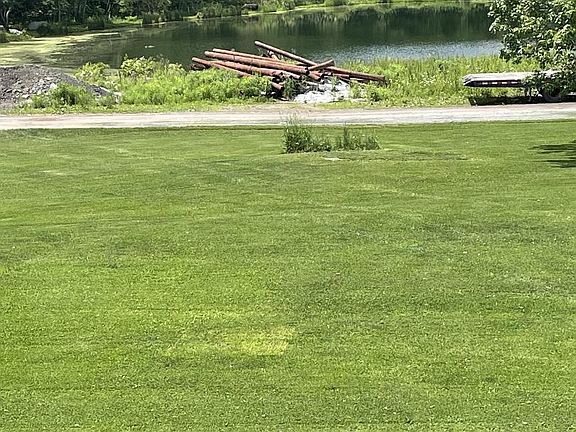 Image 5: 605 pond