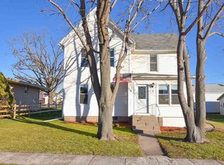 94 3rd Ave, Keystone, IA 52249