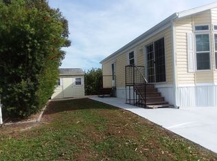 3185 NE 102nd Avenue Rd, Silver Springs, FL 34488