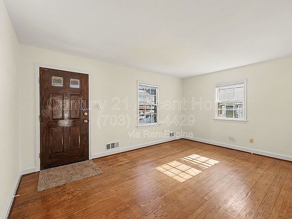 5th image of 1404 S Quincy St
