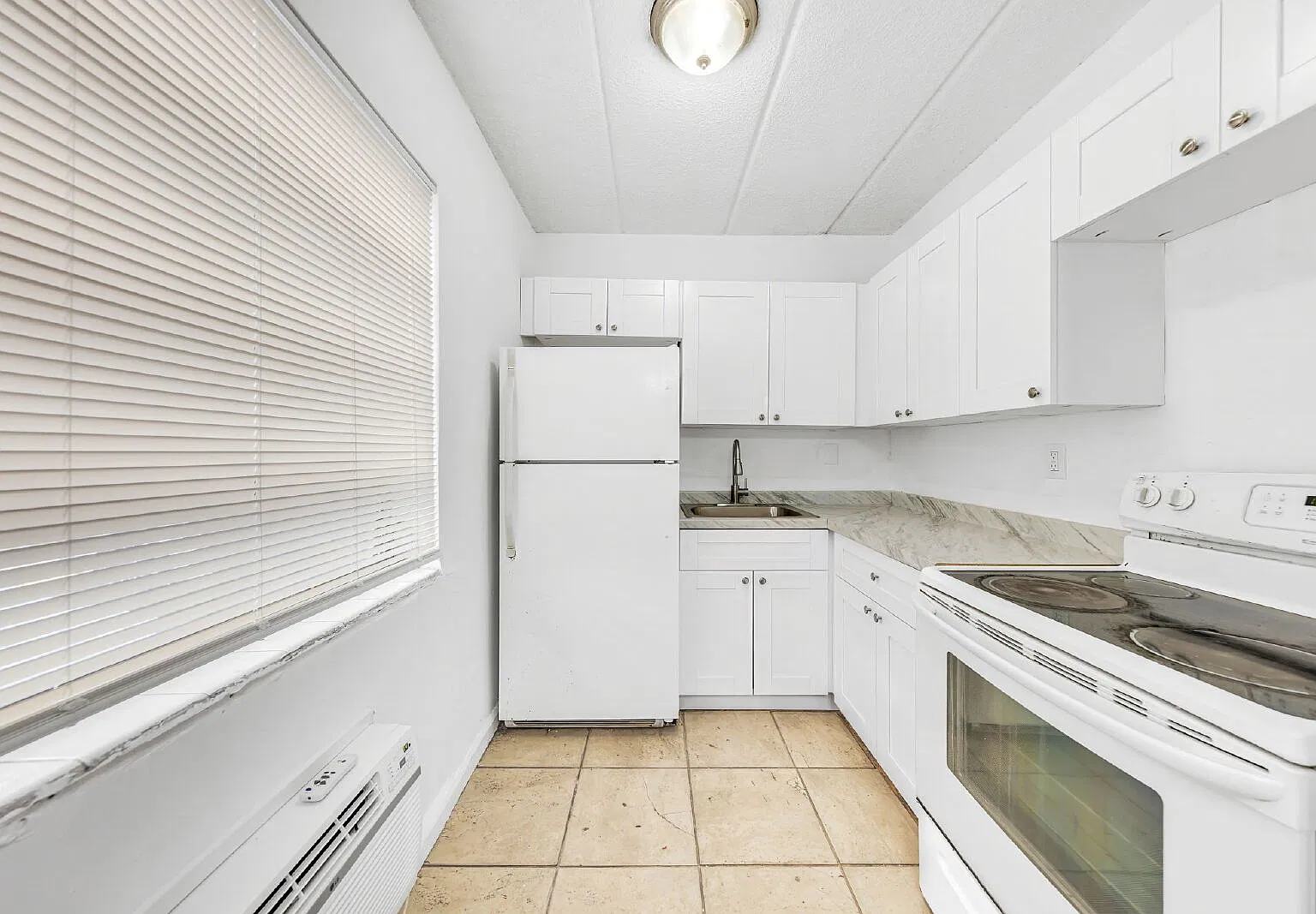 Presidential View Apartments — Photo 1