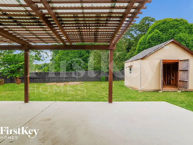 213 Whistleville Ct — Photo 14