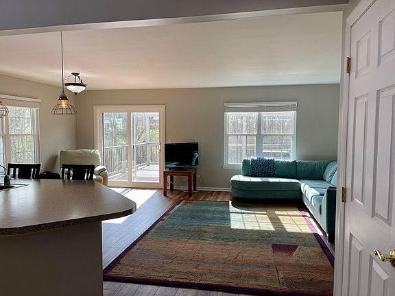 2nd image of 35 Westfield Pl #35