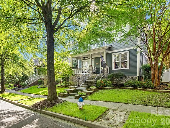 3rd image of 220 Mills Ln