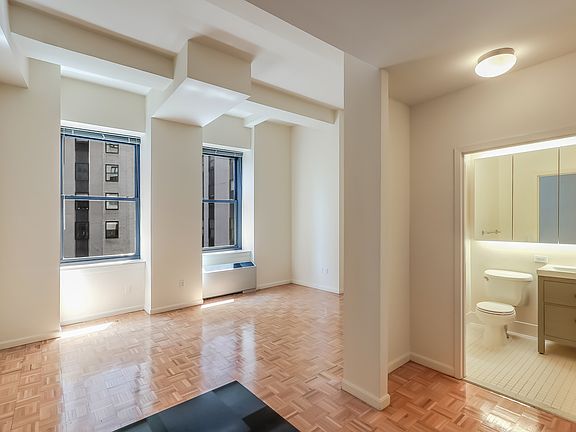 3rd image of 85 John St APT 13E