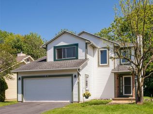 76 Brittany Cir, Rochester, NY 14618