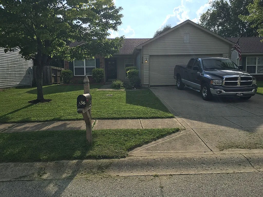 336 Ashby Dr photo 1