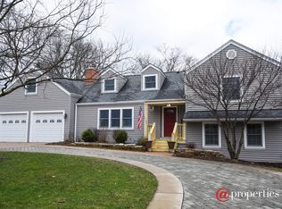 512 Dundee Ave, Barrington, IL