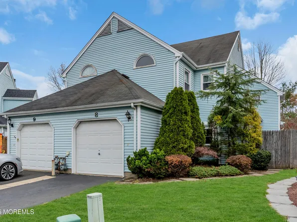 8 Harte Court, Freehold, NJ 07728
