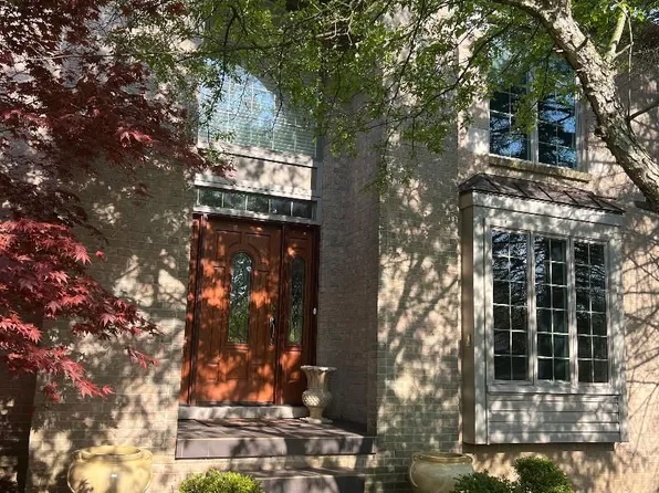 22630 Moorgate St, Novi, MI 48374