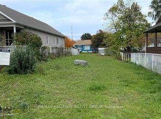 1673 Kindersley Ave, Ottawa, ON K1C 4V4