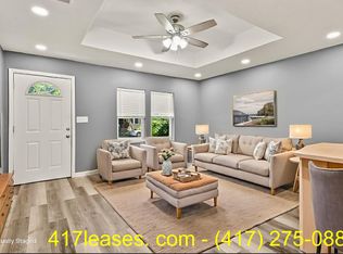 2126 N Park Ave, Springfield, MO 65803