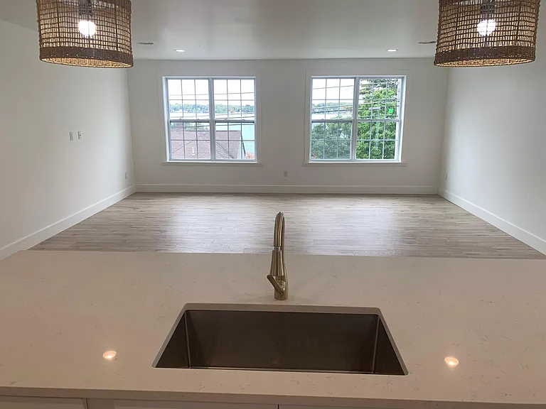 6208 Lake St #3 — Photo 8