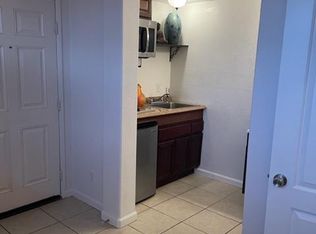 887 Alta Rdg #1, Palm Springs, CA 92262